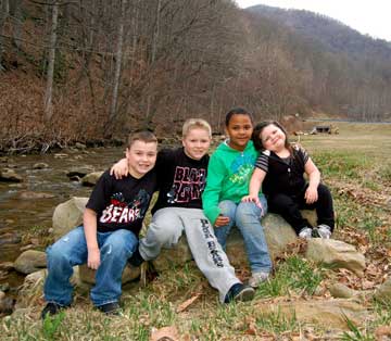 Kids on Looney Creek (Harlan Co)